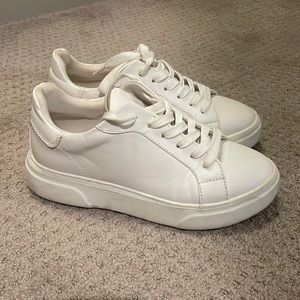 Madden girl classic white sneaker